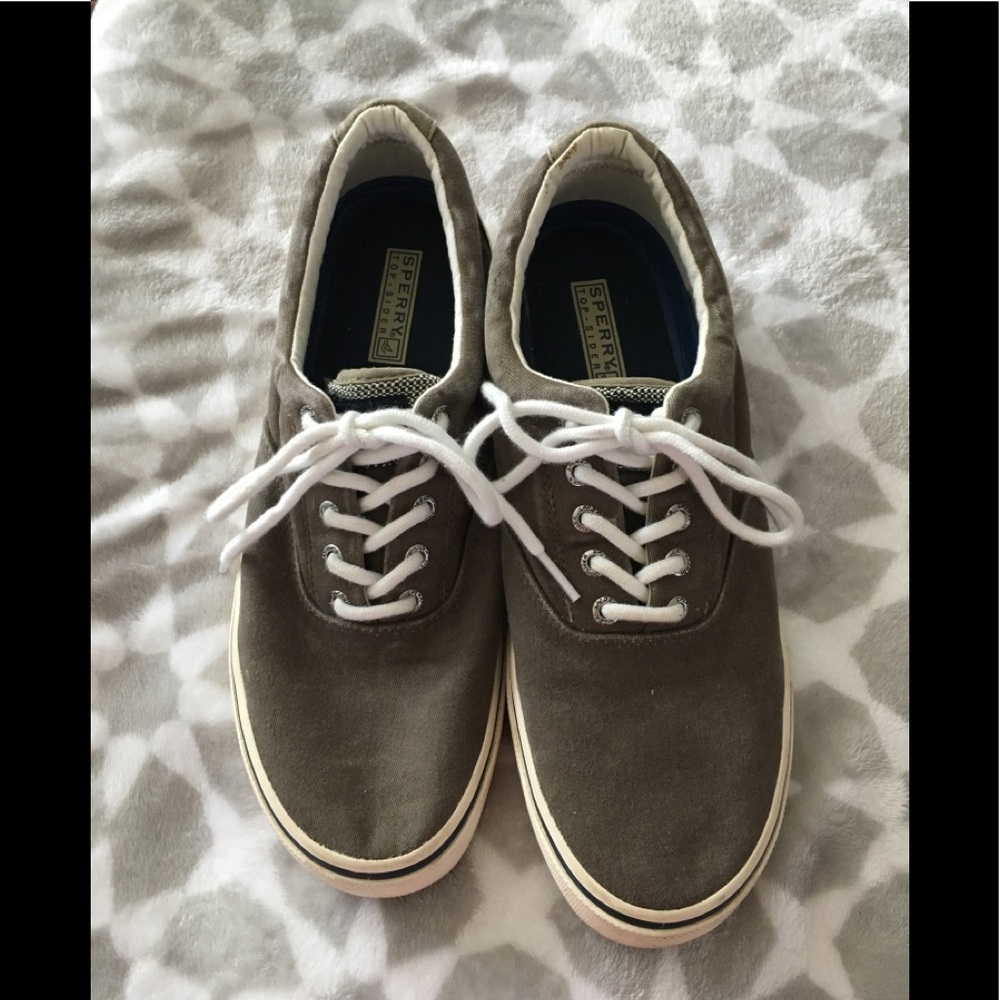 Men’s Size 10 Sperry Sneakers